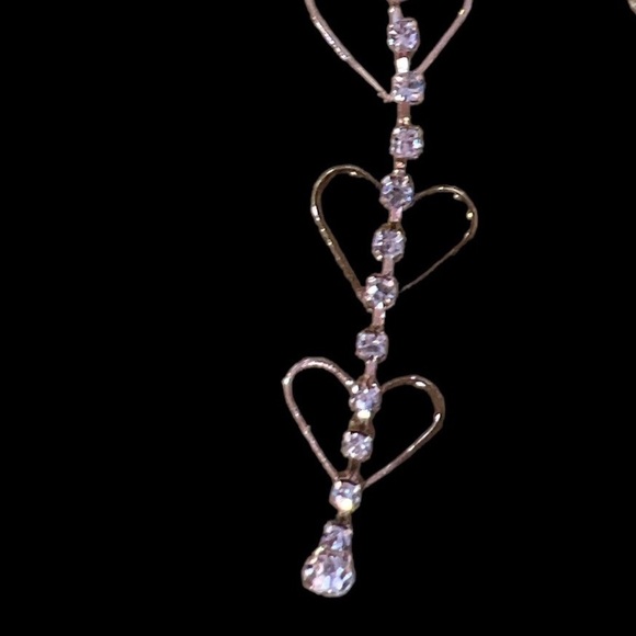 RHINESTONE HEART CHAIN DROP EARRINGS - Picture 2 of 4